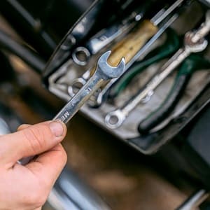 Tugas dan Tanggung Jawab Montir Motor
